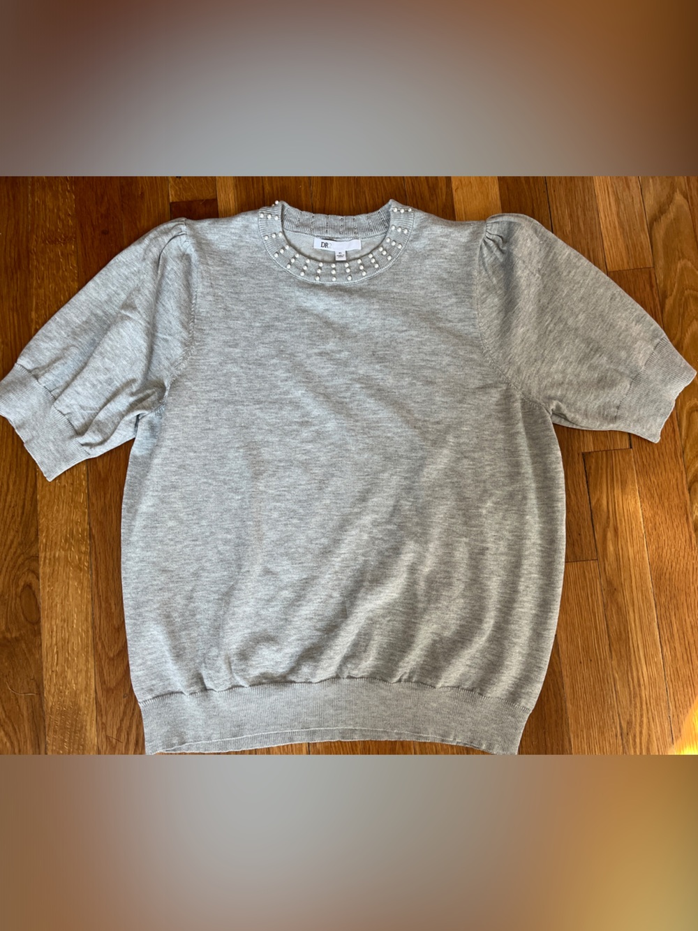 DR2 Light Gray Puff Short-Sleeve Sweater with Pearl Collar XL